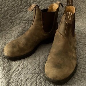 Blundstone Classic Chelsea boots